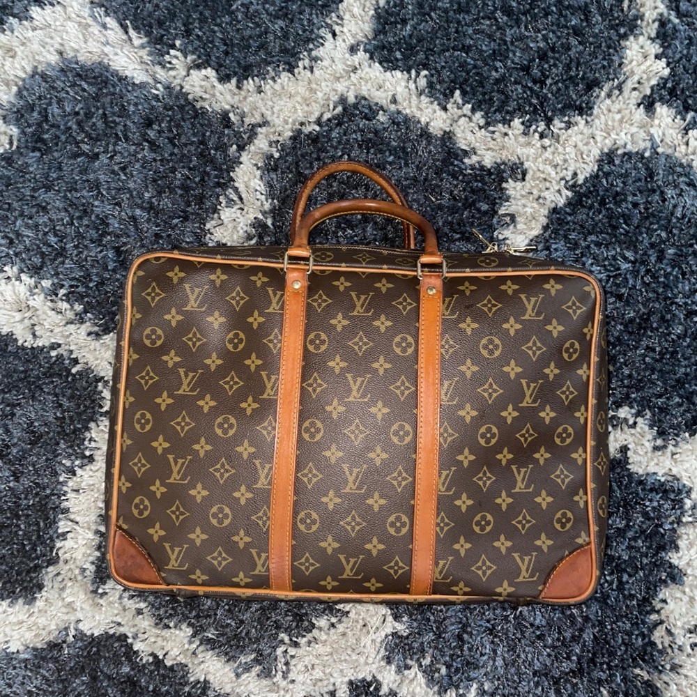 Louis Vuitton Monogram Sirius 45